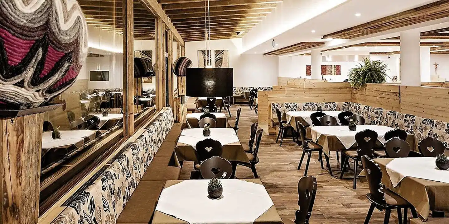 Almina Family & Spa Restaurant