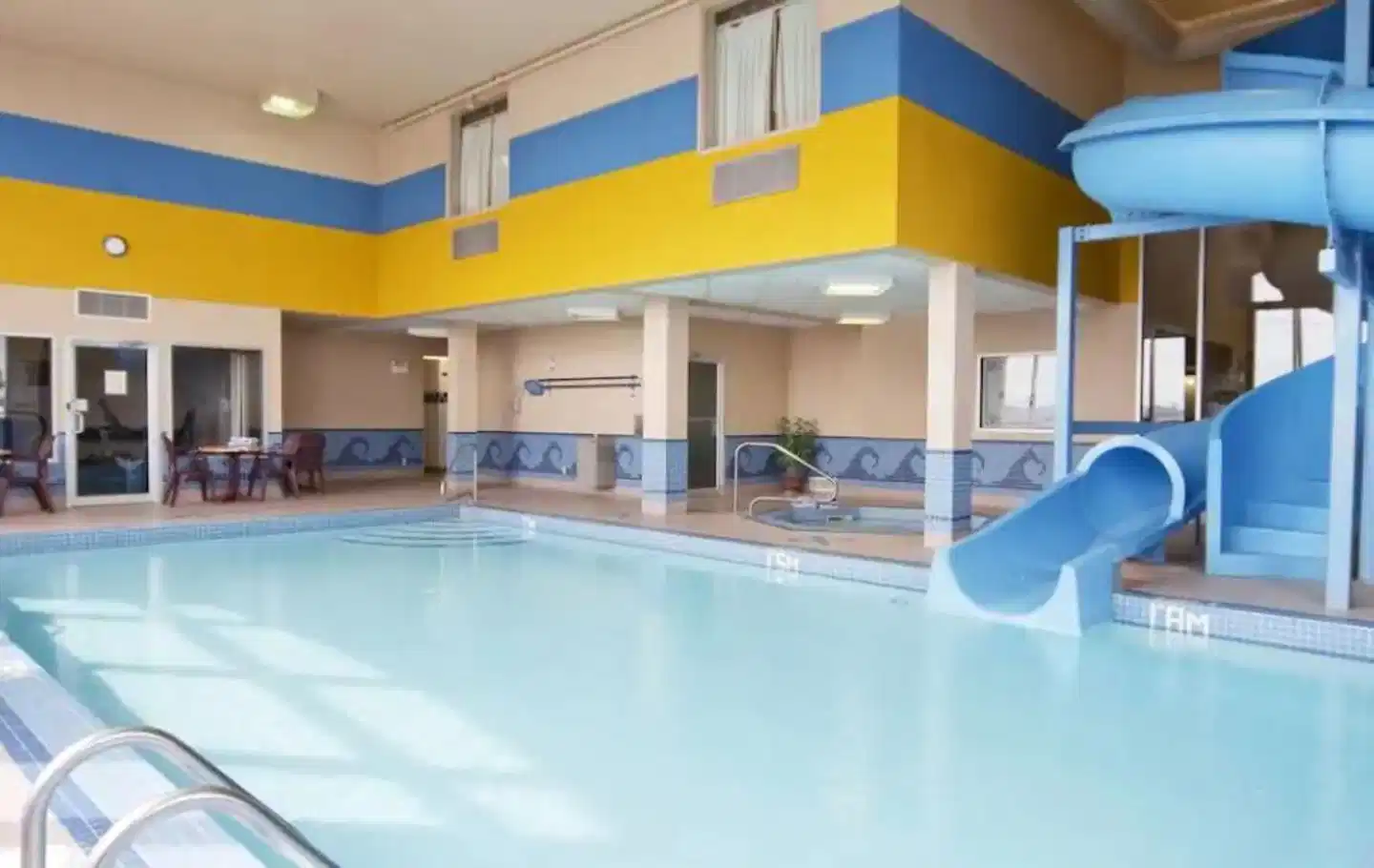 Comfort Inn & Suites South Hallenbad