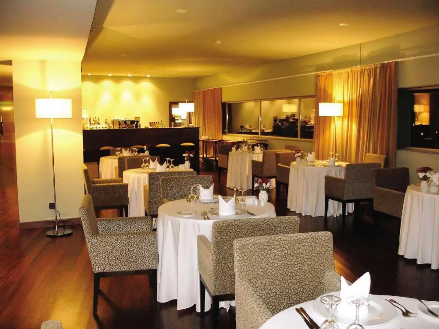 VIP Executive Azores Hotel Restaurant