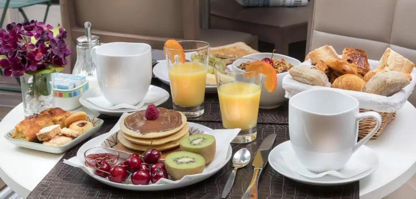 Longchamp Elysees Restaurant