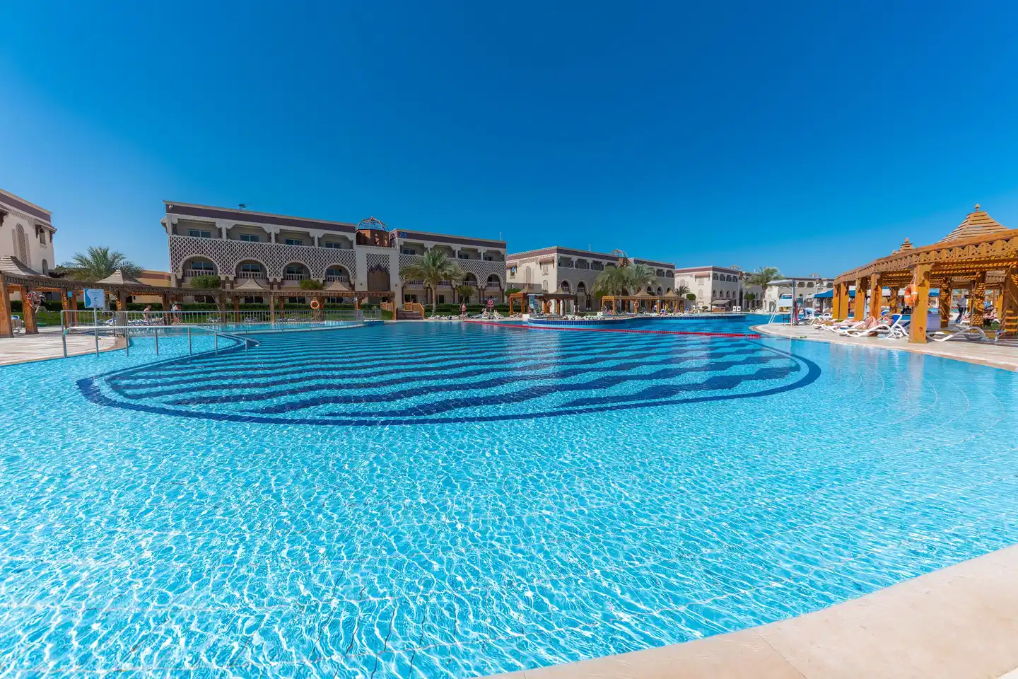 Sentido Mamlouk Palace Resort Pool