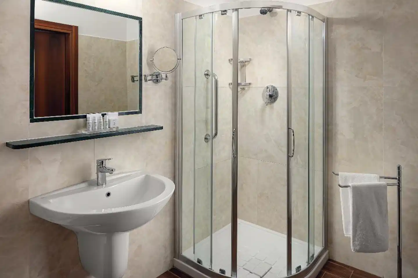 Hotel Galileo Badezimmer