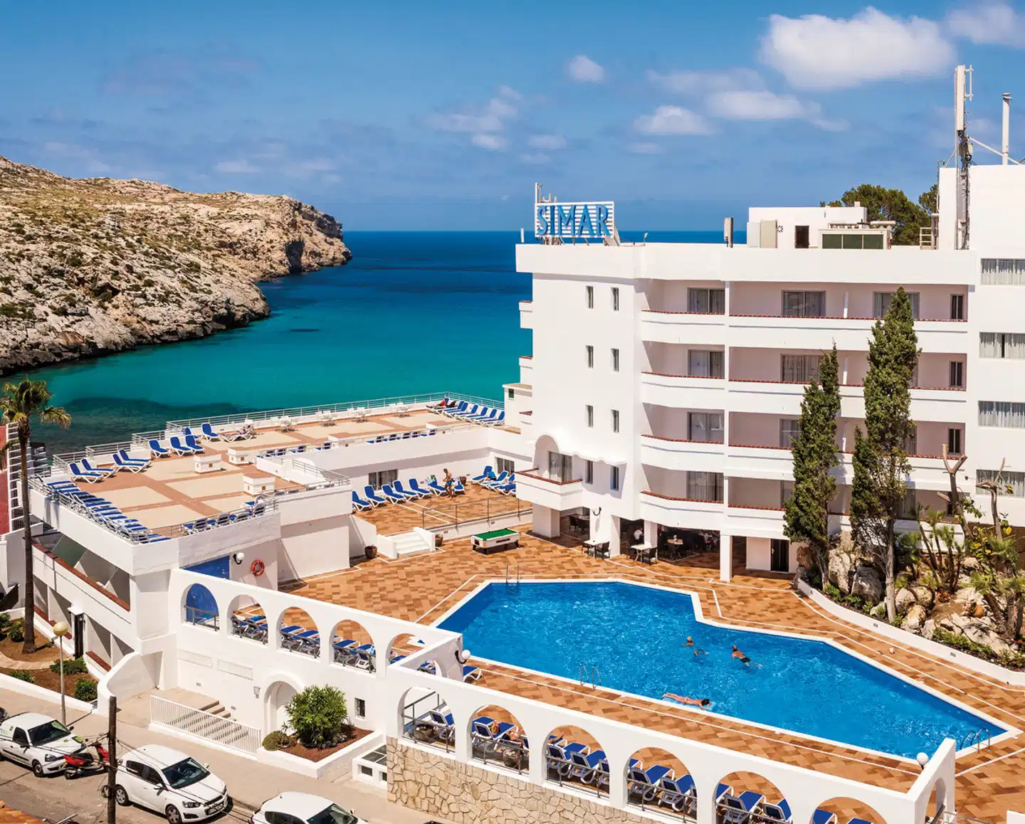 Globales Simar Aussenansicht