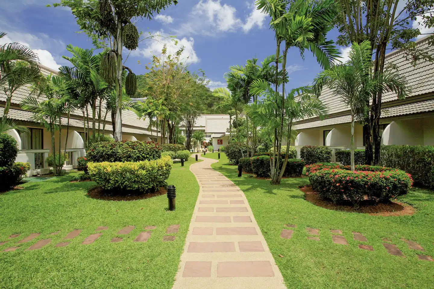 Centara Kata Resort Phuket Garten