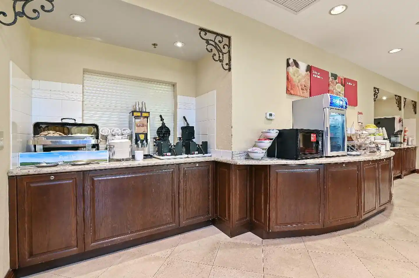 Comfort Suites Miami Lobby