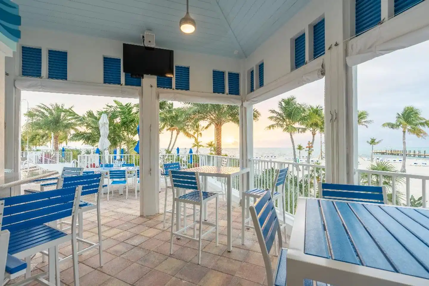 Islander Resort, a Guy Harvey Outpost Terrasse