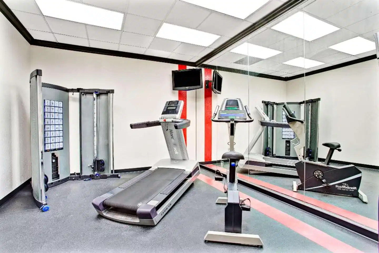 Ramada Salt Lake City Airport Sport und Entertainment