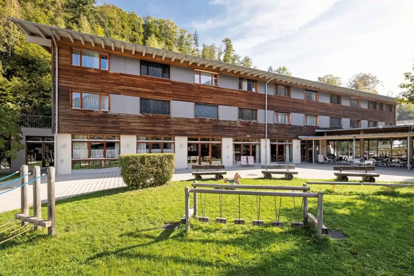 JUFA Hotel Montafon Aussenansicht