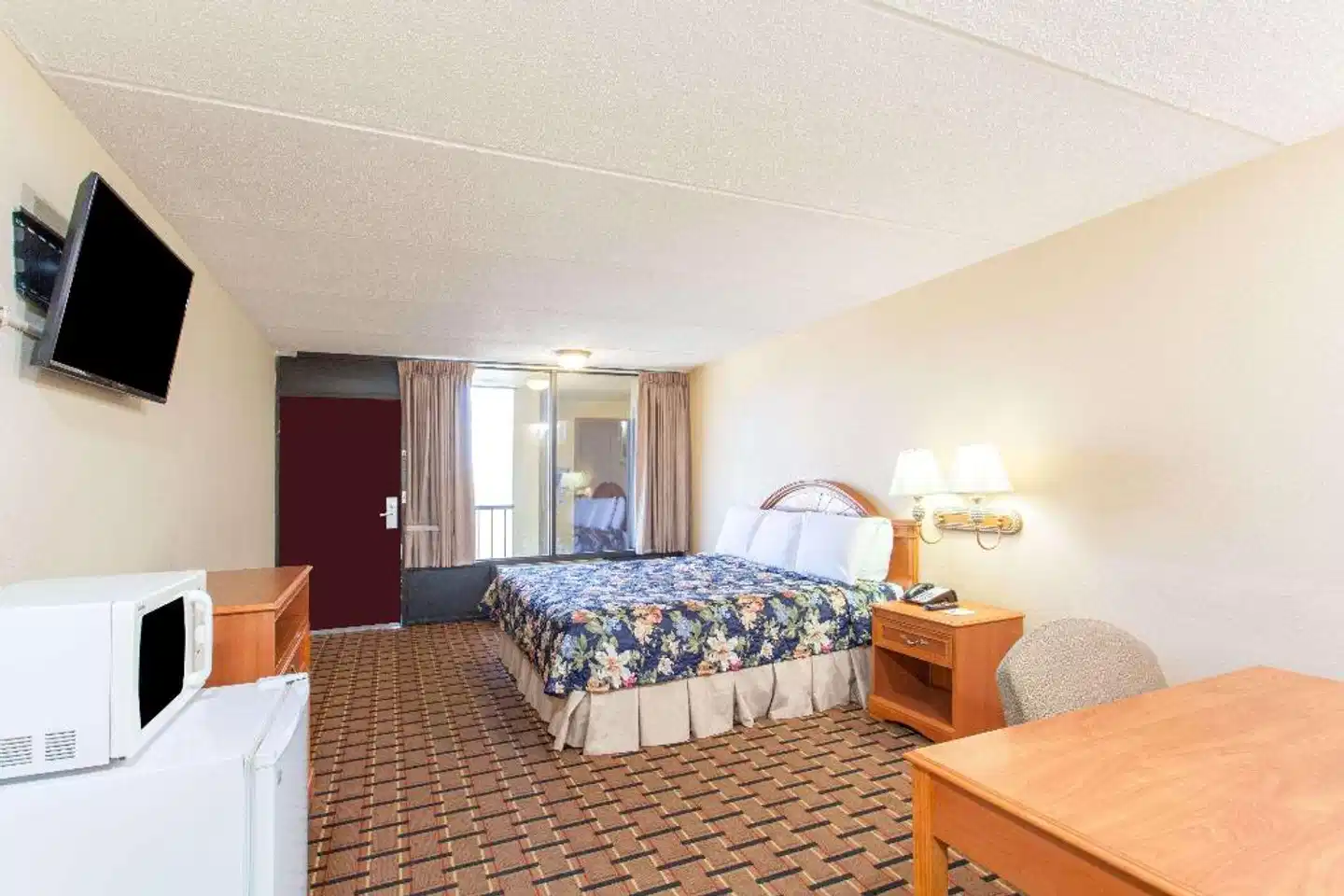 Days Inn & Suites by Wyndham Pigeon Forge Wohnbeispiel