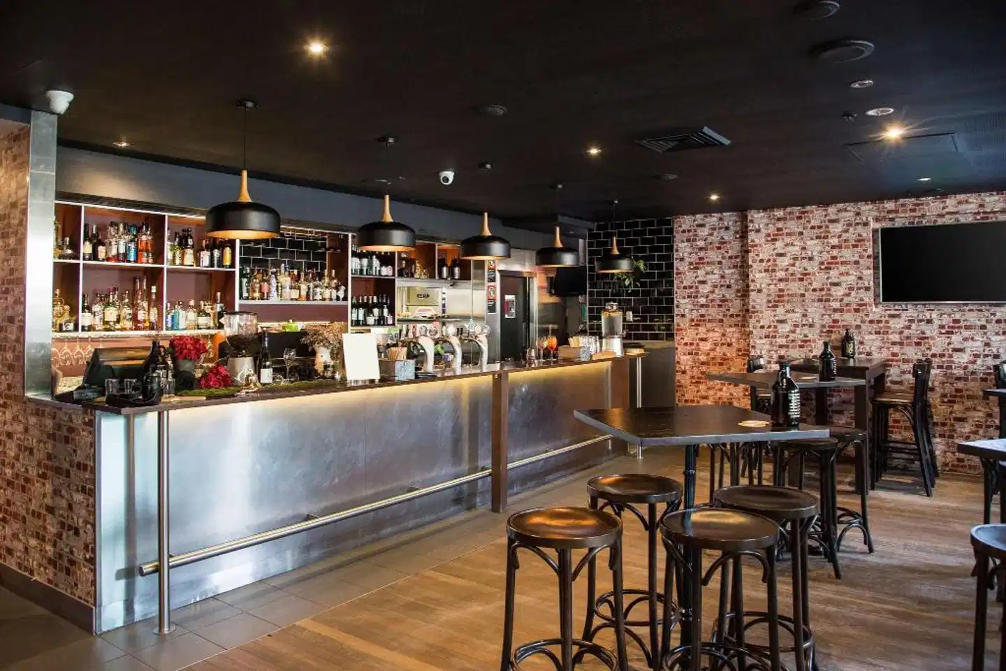Mercure Sydney Bar