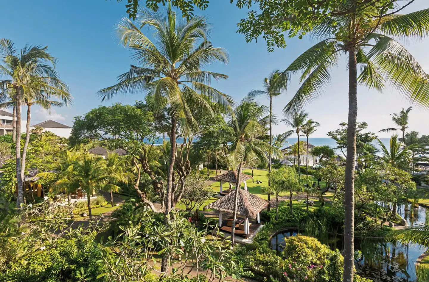 The Seminyak Beach Resort & Spa Garten