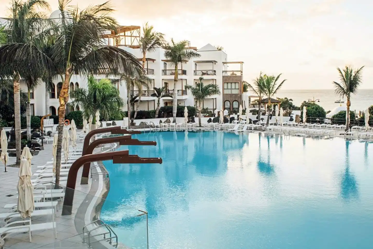 Princesa Yaiza Suite Hotel Resort Pool