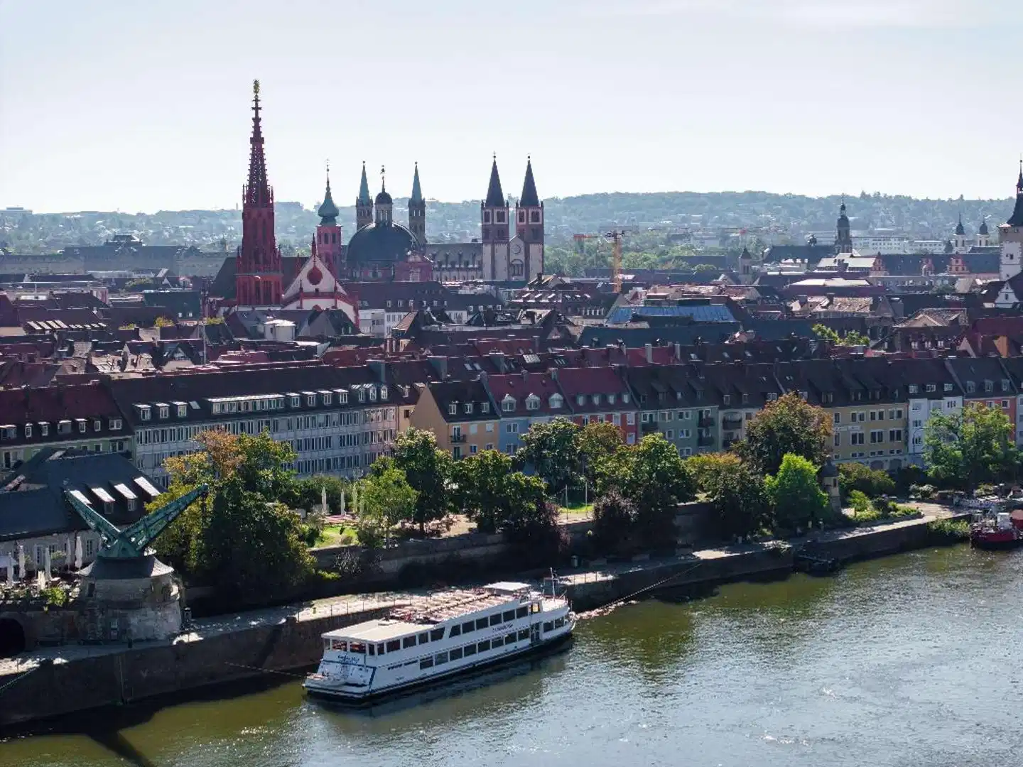 Mercure Wuerzburg am Mainufer Landschaft