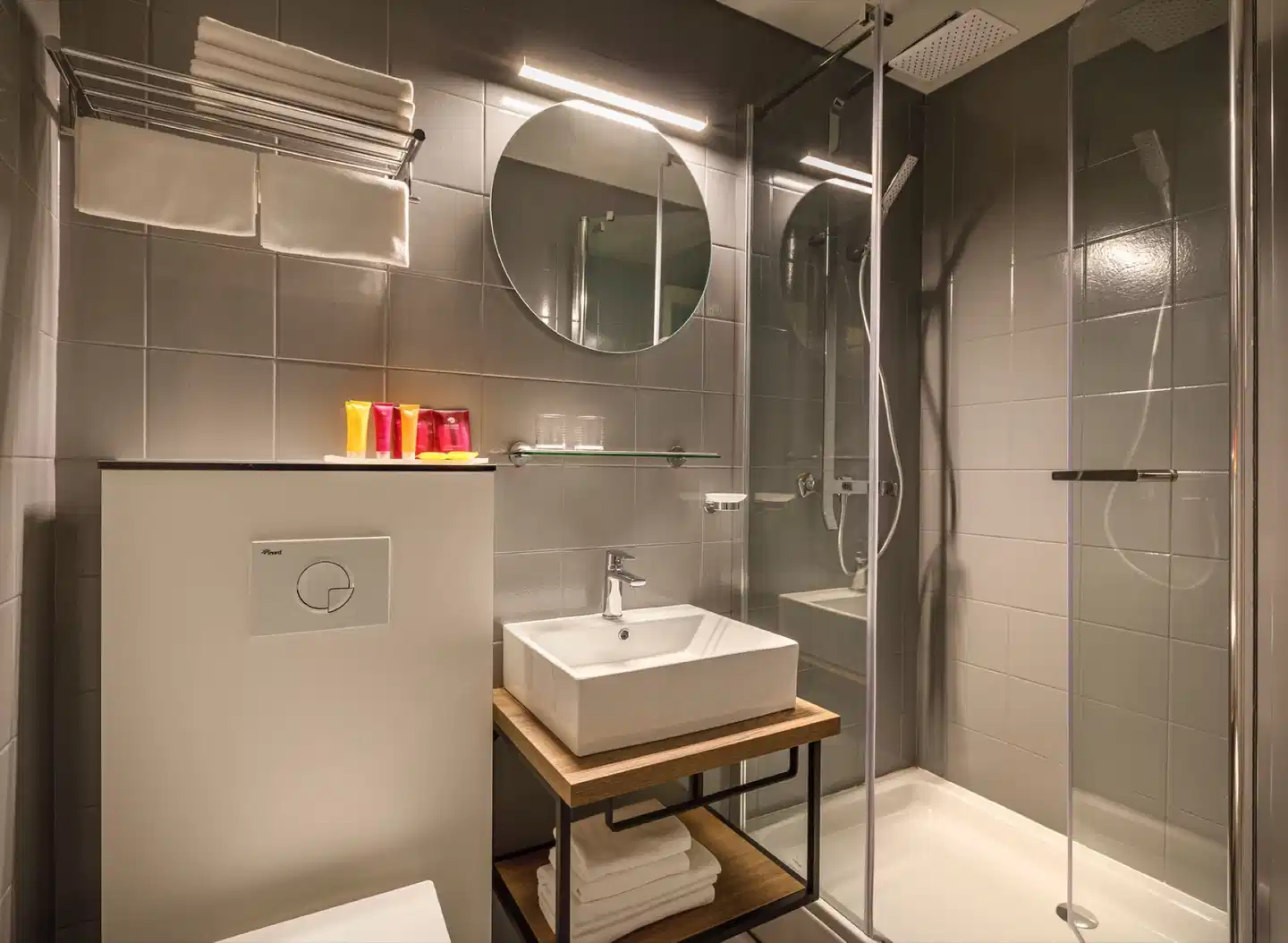 [PLACES] Hvar by Valamar Badezimmer