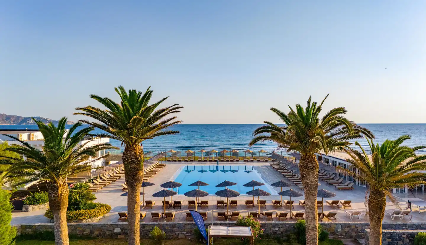 Creta Beach Pool