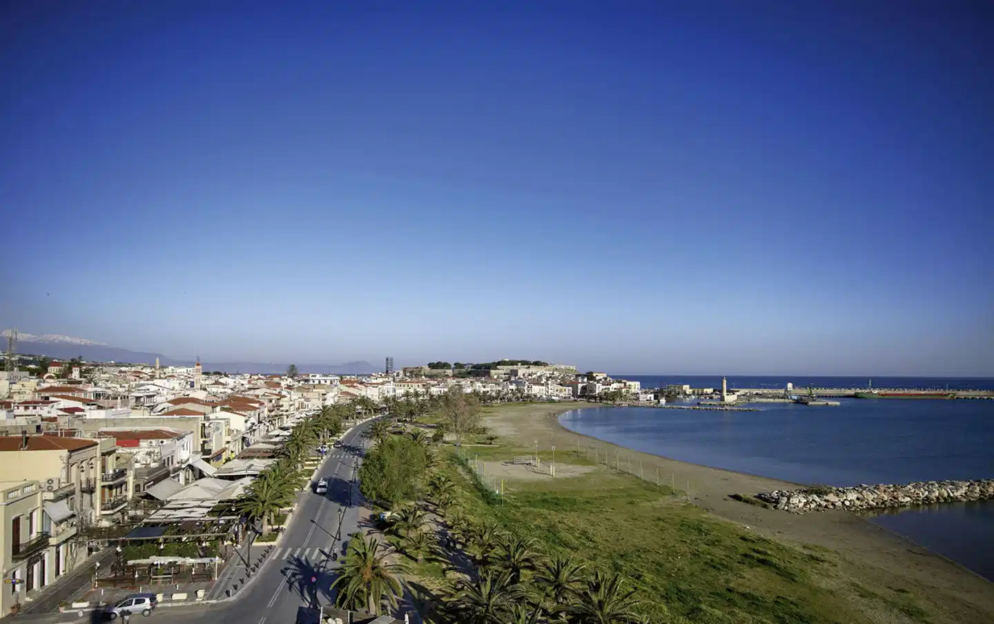 Kyma Suites Beach Hotel Landschaft