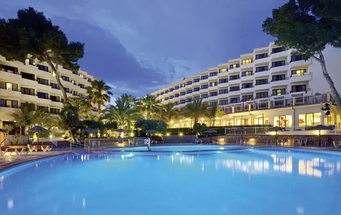 Alua Miami Ibiza by AMR Collection Pool