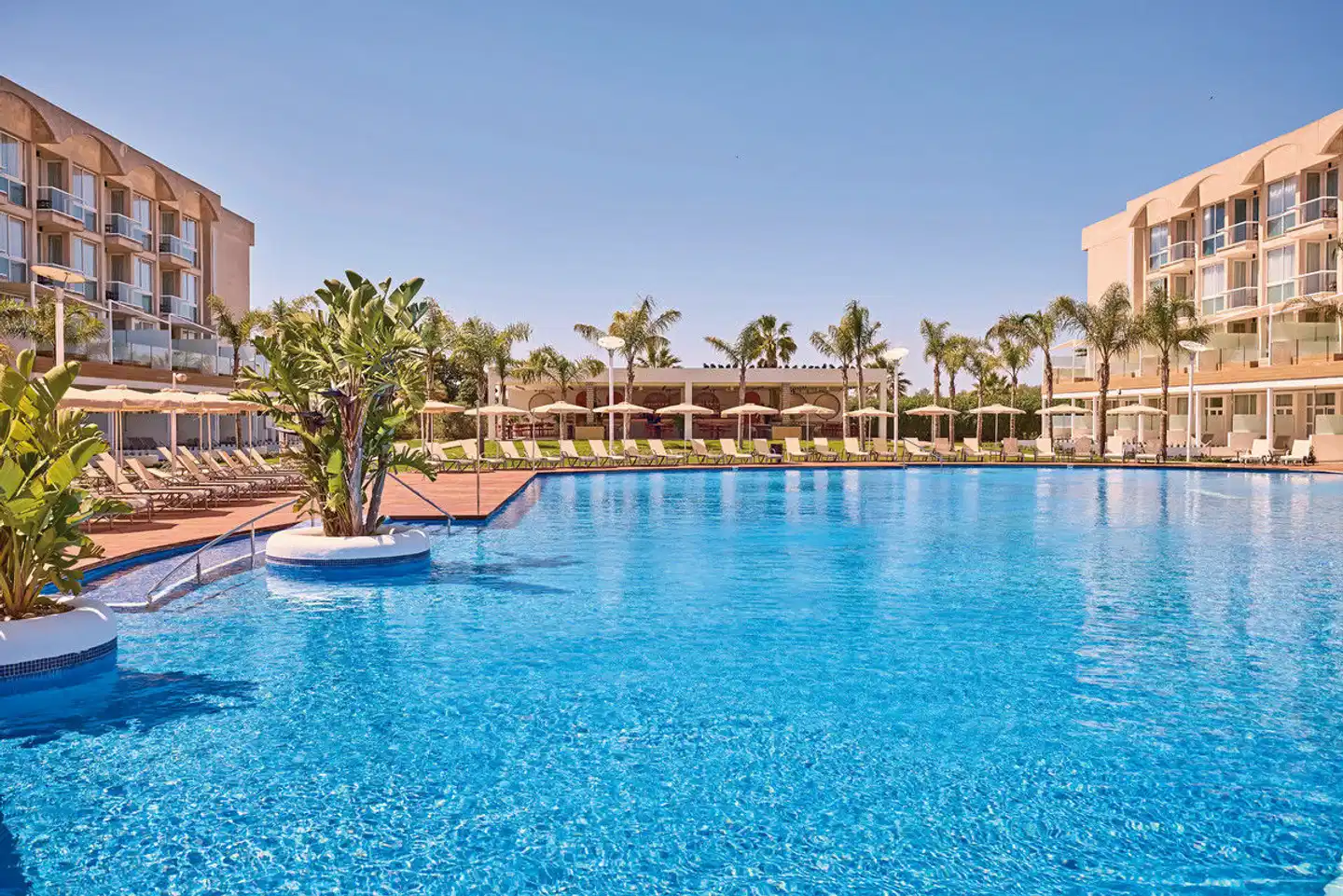 Zafiro Alzinar Mar Pool