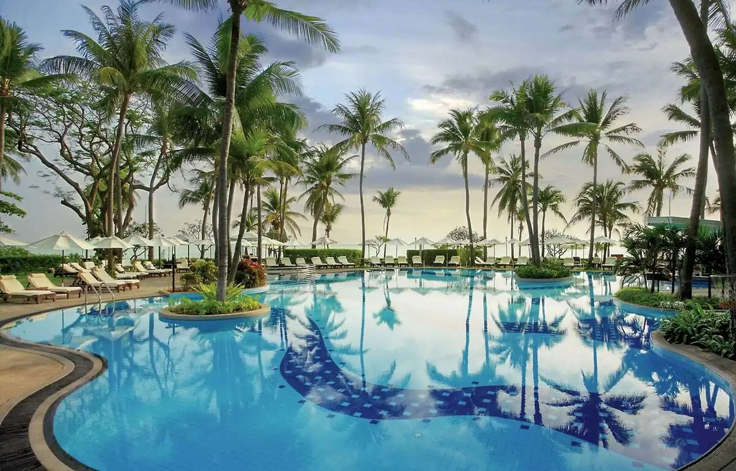 Centara Grand Beach Resort & Villas Hua Hin Pool
