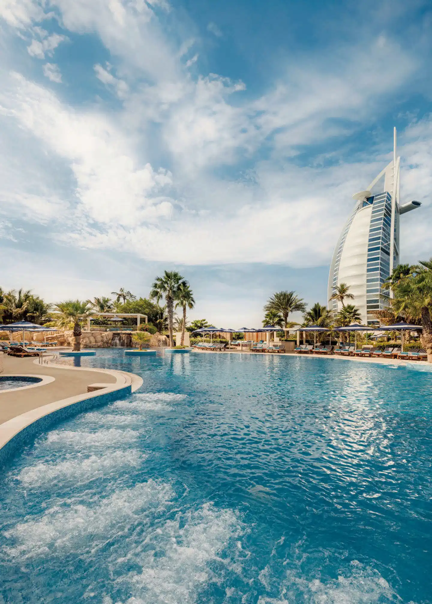 Jumeirah Beach Hotel Pool