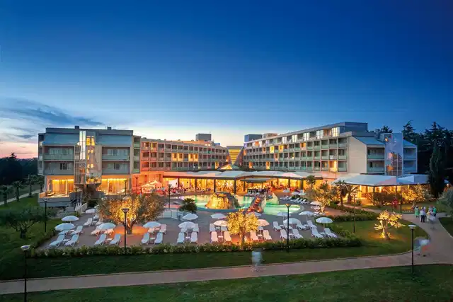 Aminess Maestral Hotel Aussenansicht