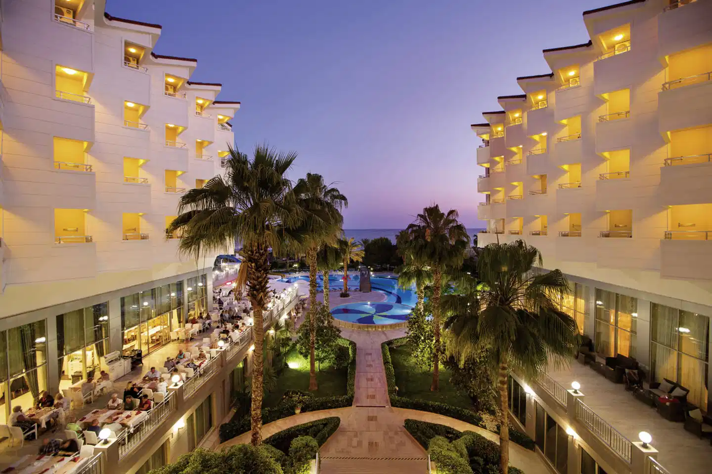 Terrace Beach Resort Aussenansicht