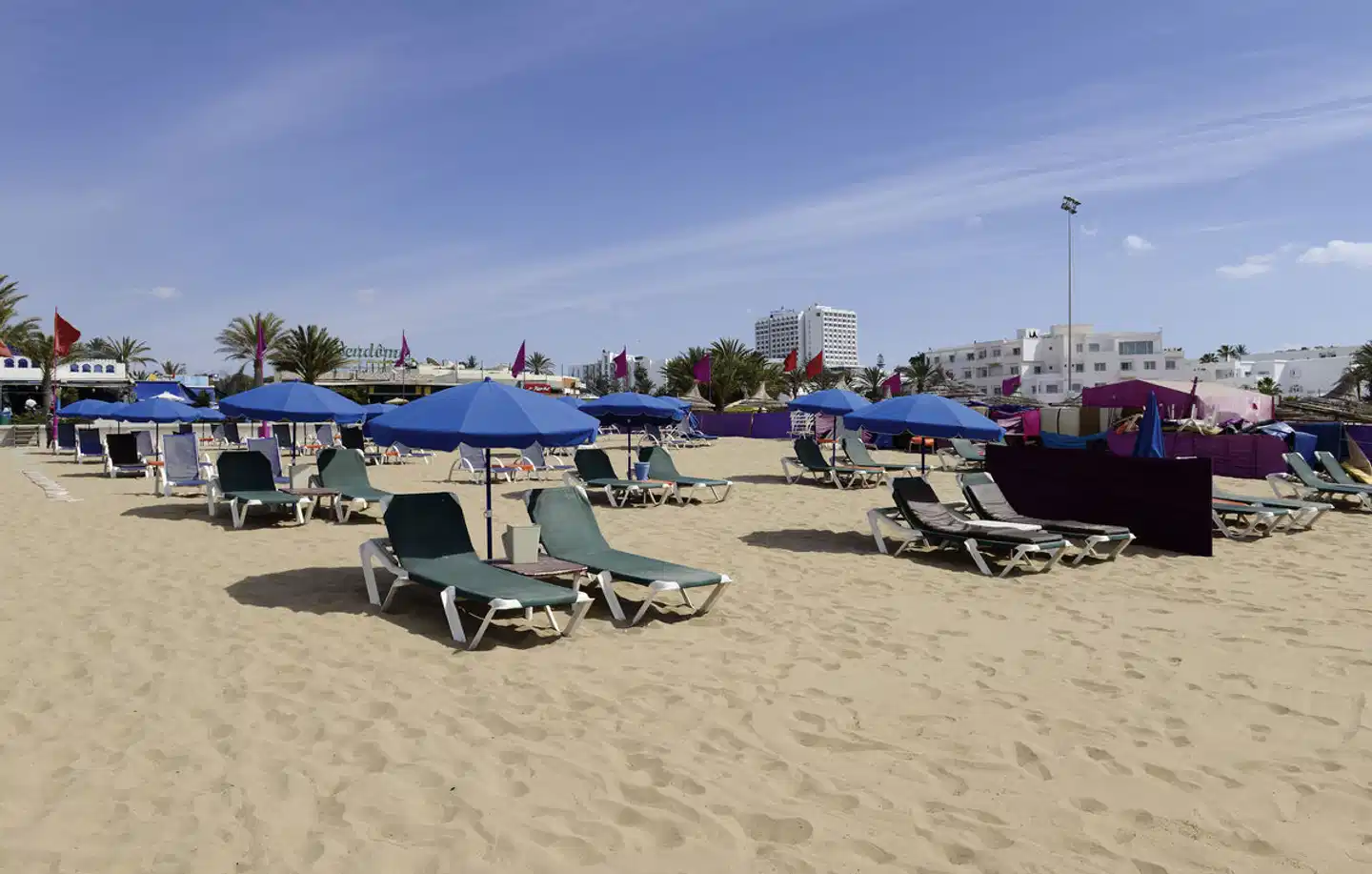 Anezi Tower Hotel & Apartments Strand