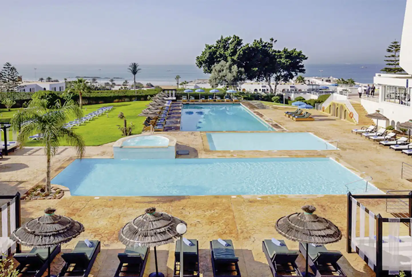 Anezi Tower Hotel & Apartments Pool