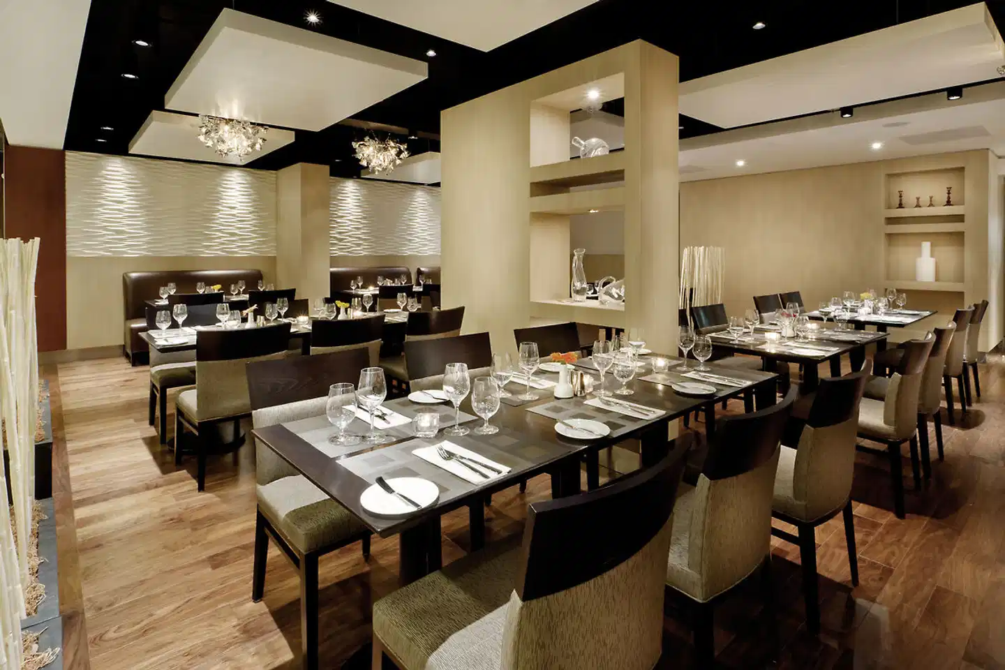 Holiday Inn Toronto Downtown Centre Restaurant