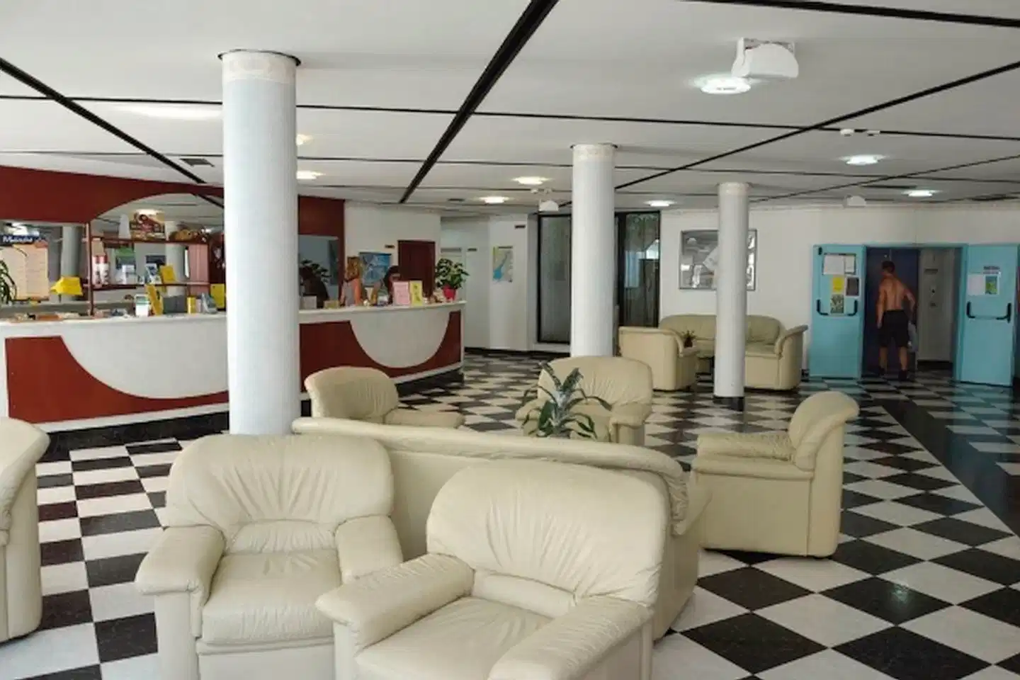 Wind Hotel Lobby