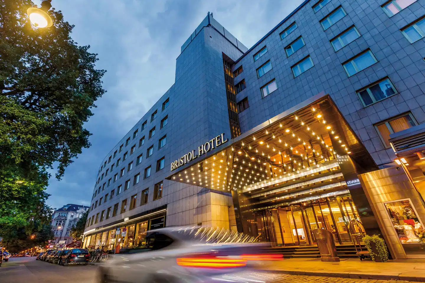 Hotel Bristol Berlin Aussenansicht