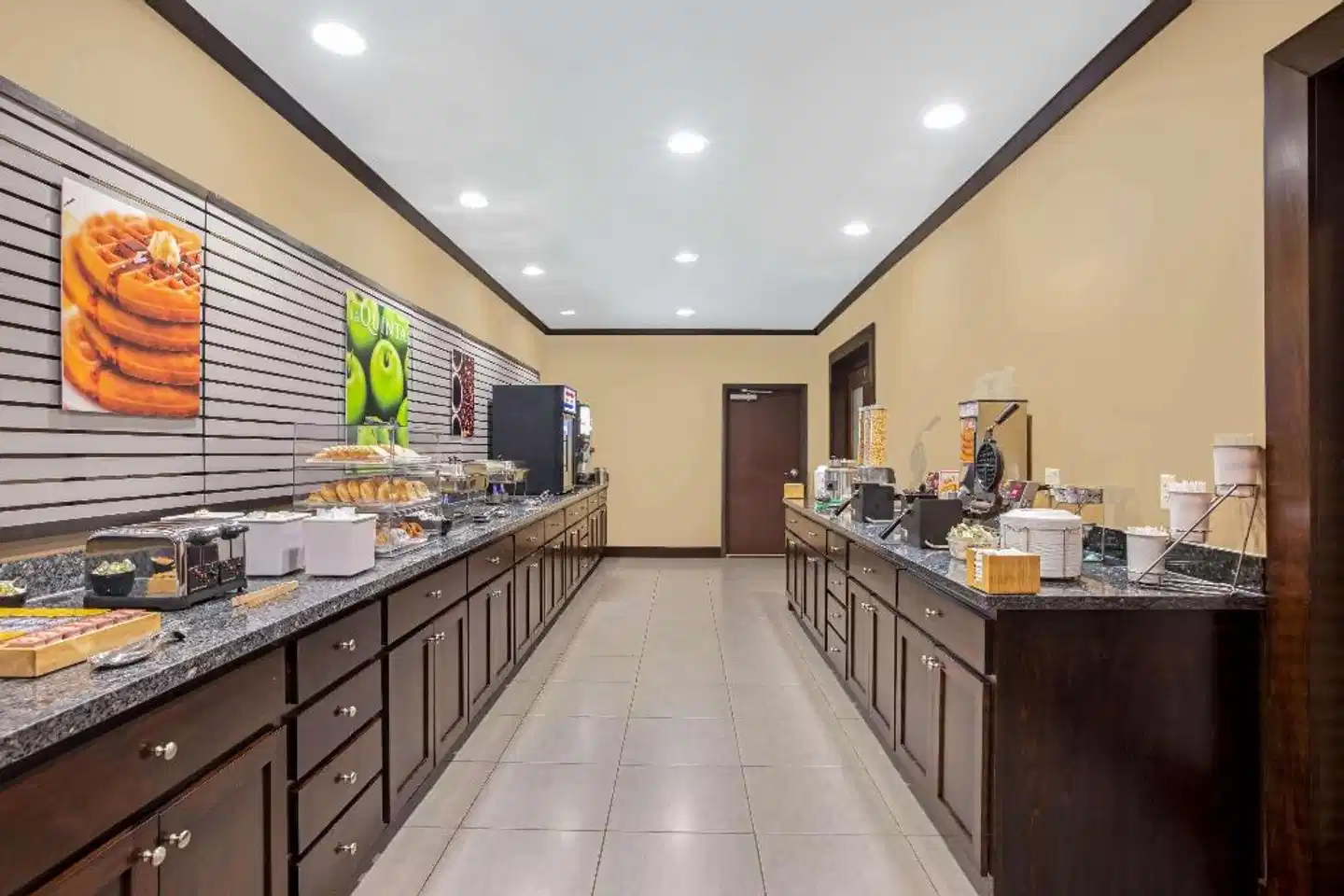 La Quinta Inn & Suites by Wyndham Sioux Falls Restaurant