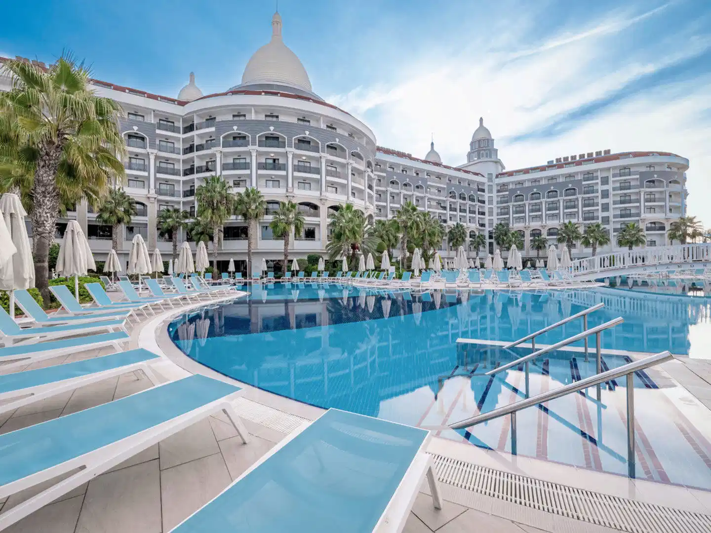 Diamond Premium Hotel & Spa Pool