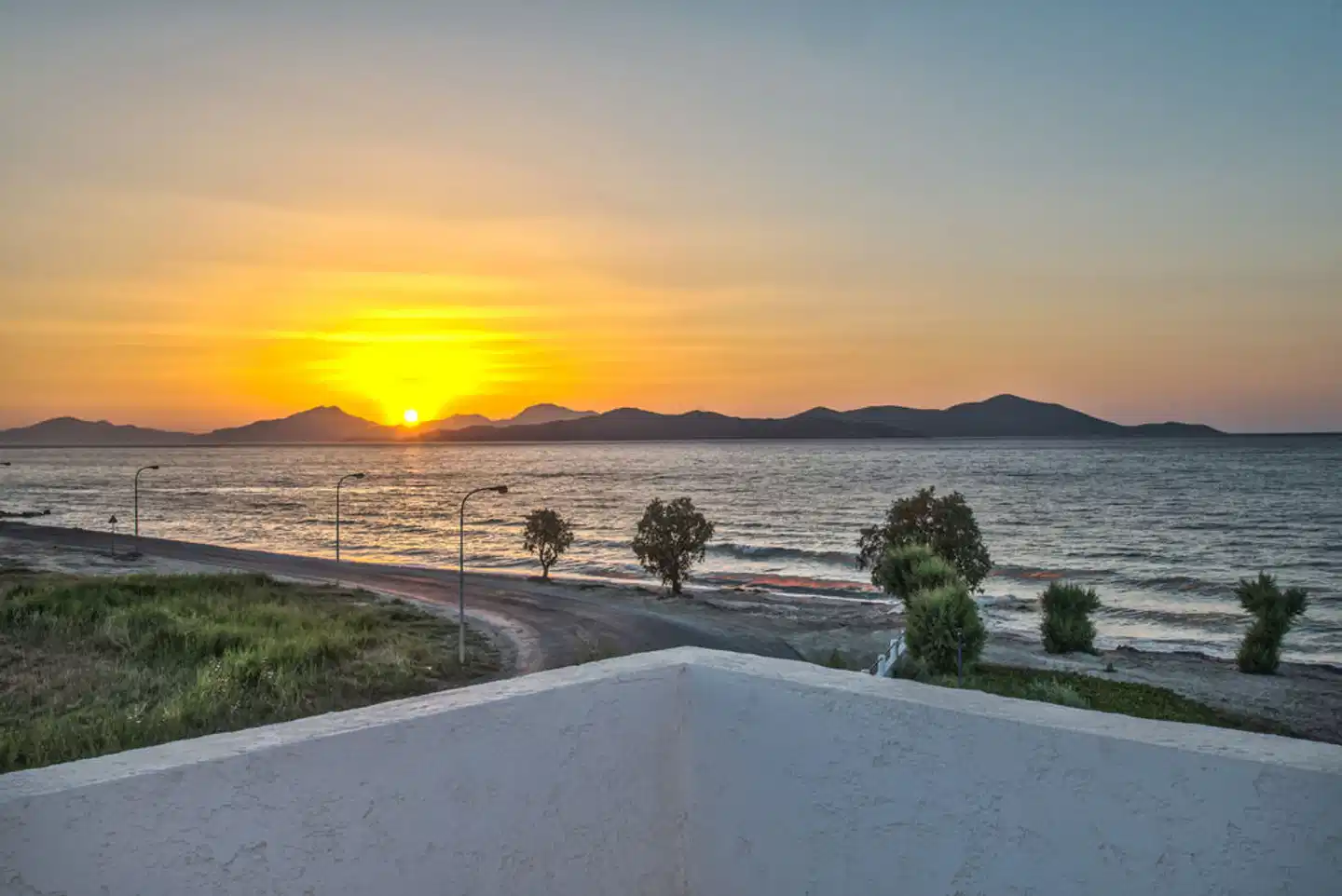 Byron Apartments Landschaft