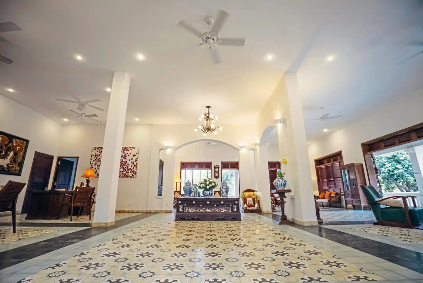 Poulo Condor Boutique Resort & Spa Lobby