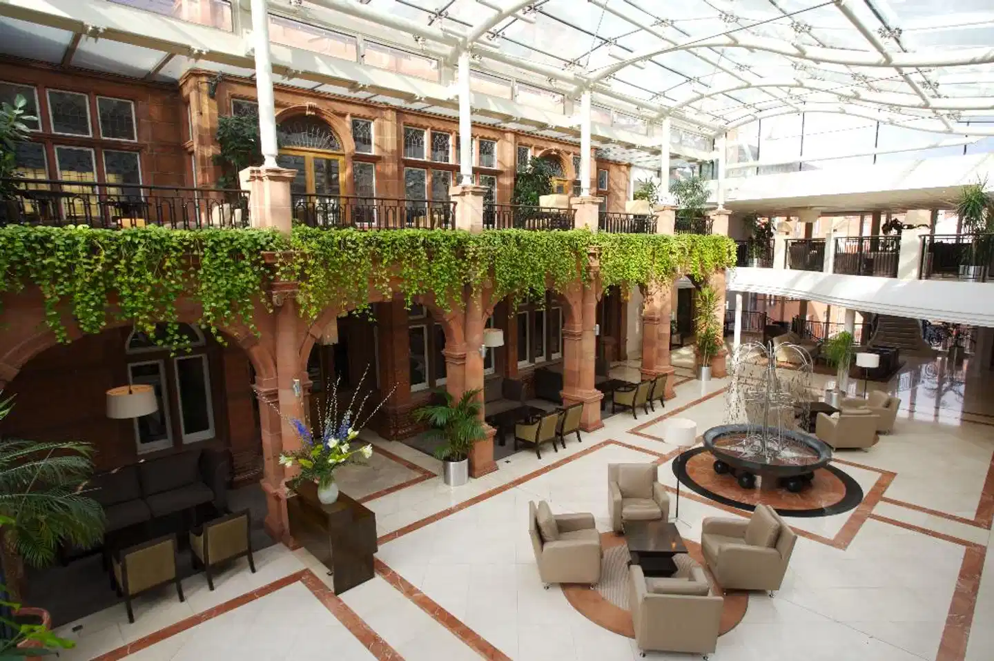 Clayton Crown Hotel London Lobby