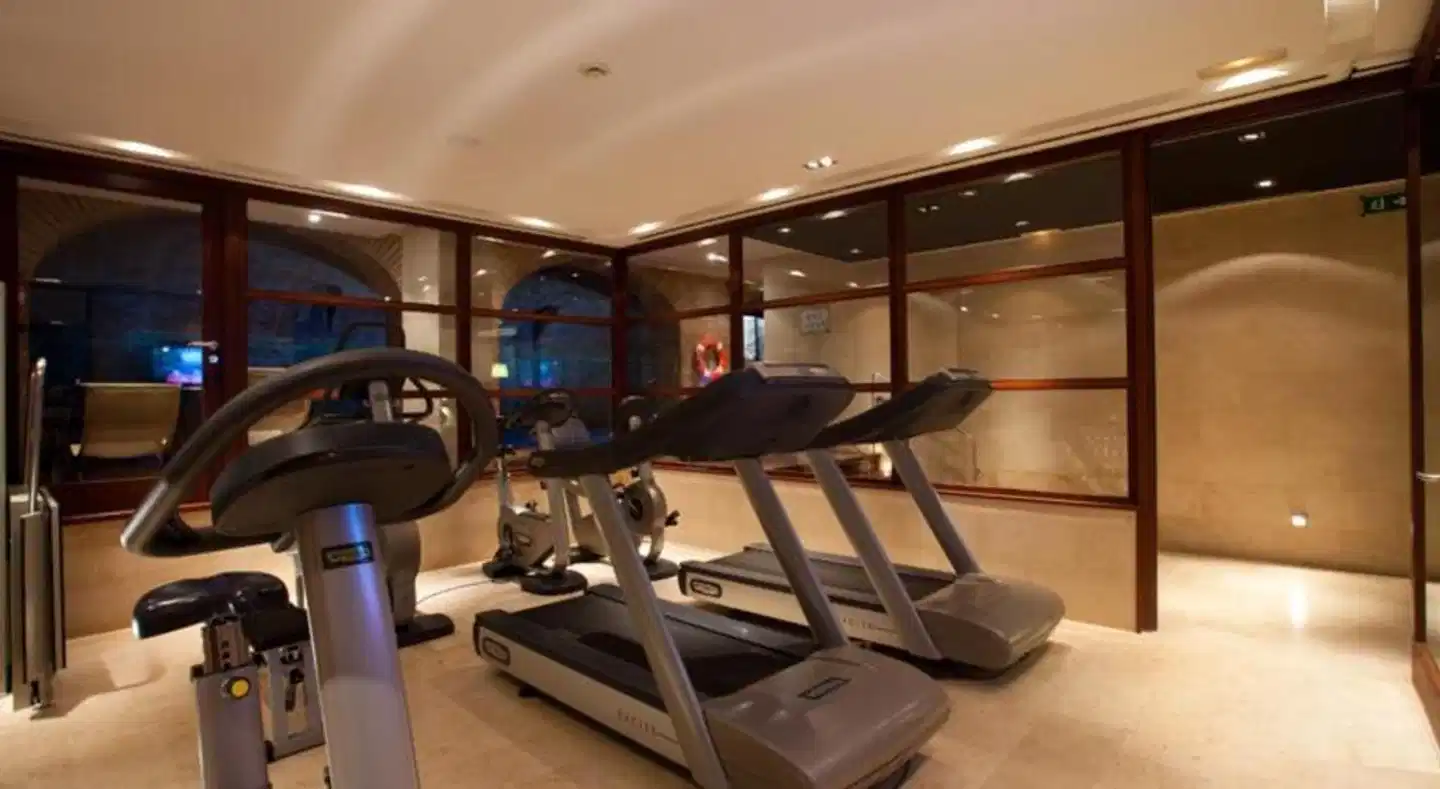 Hotel 1898 Sport und Entertainment