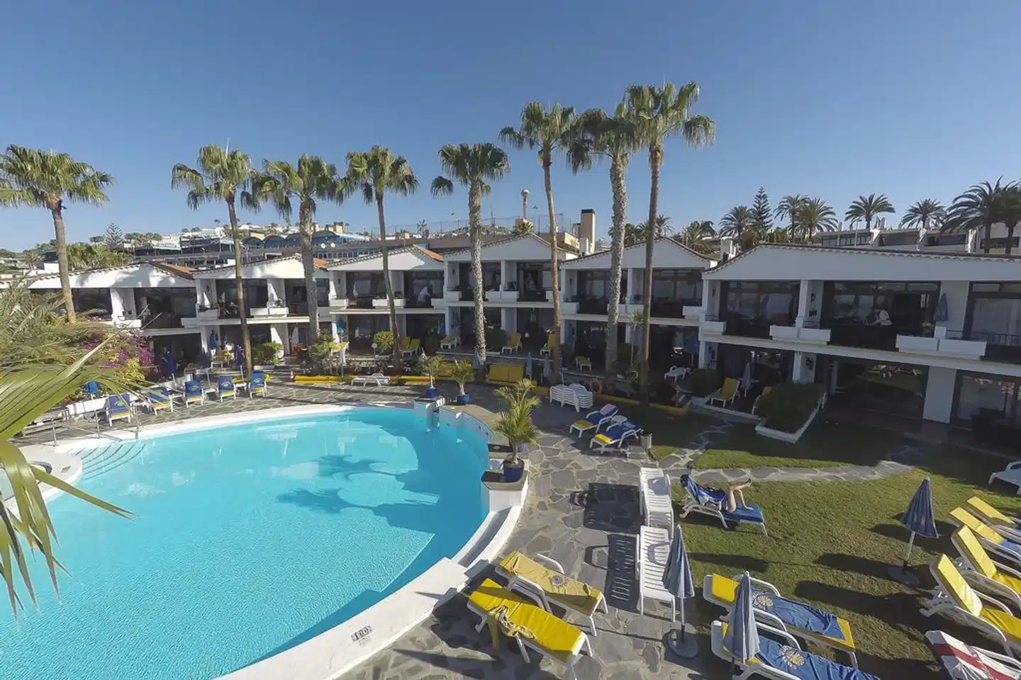 Sunsuites Carolina Pool