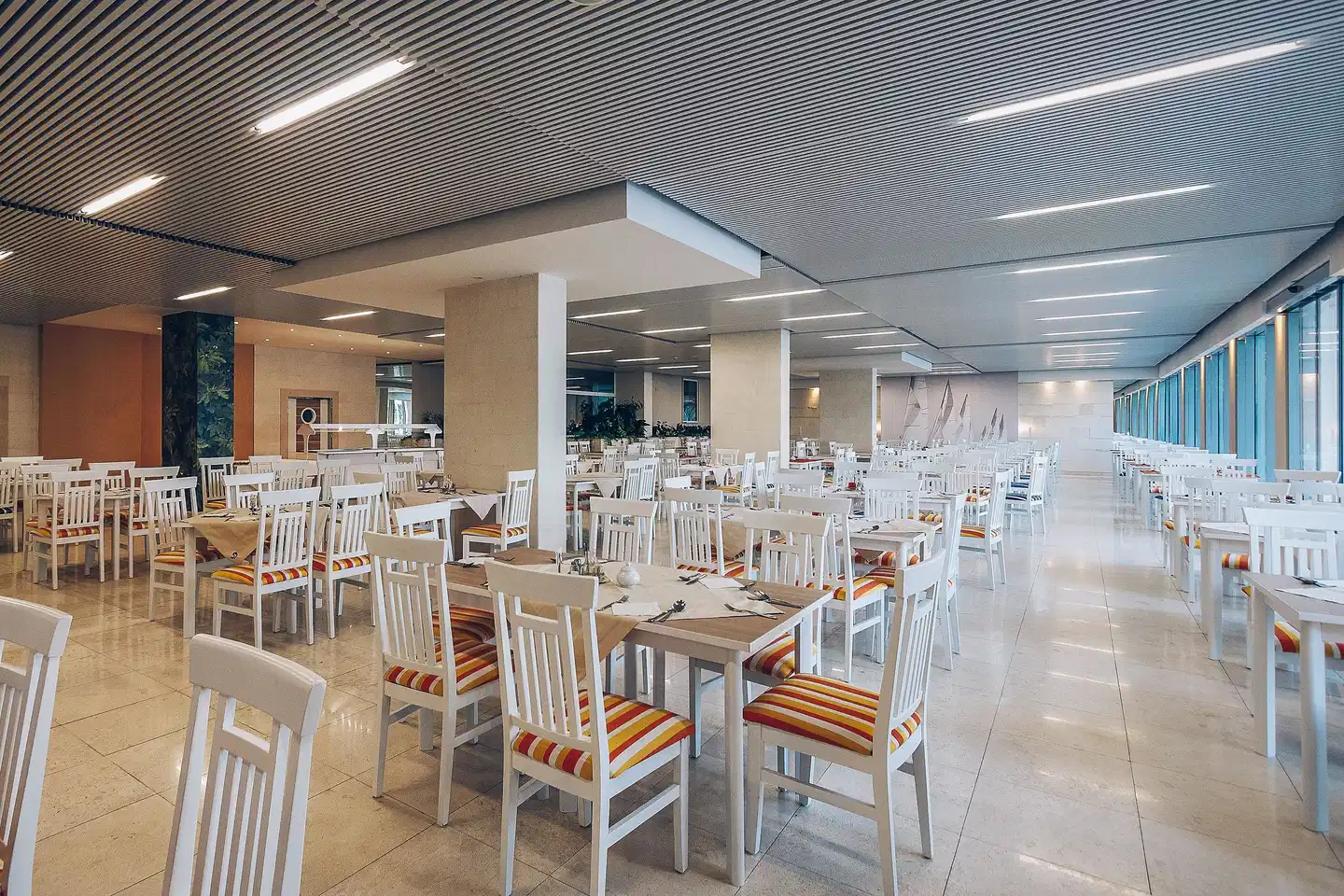 Carine Hotel Delfin Restaurant