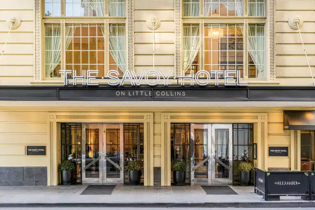 The Savoy Hotel on Little Collins Aussenansicht