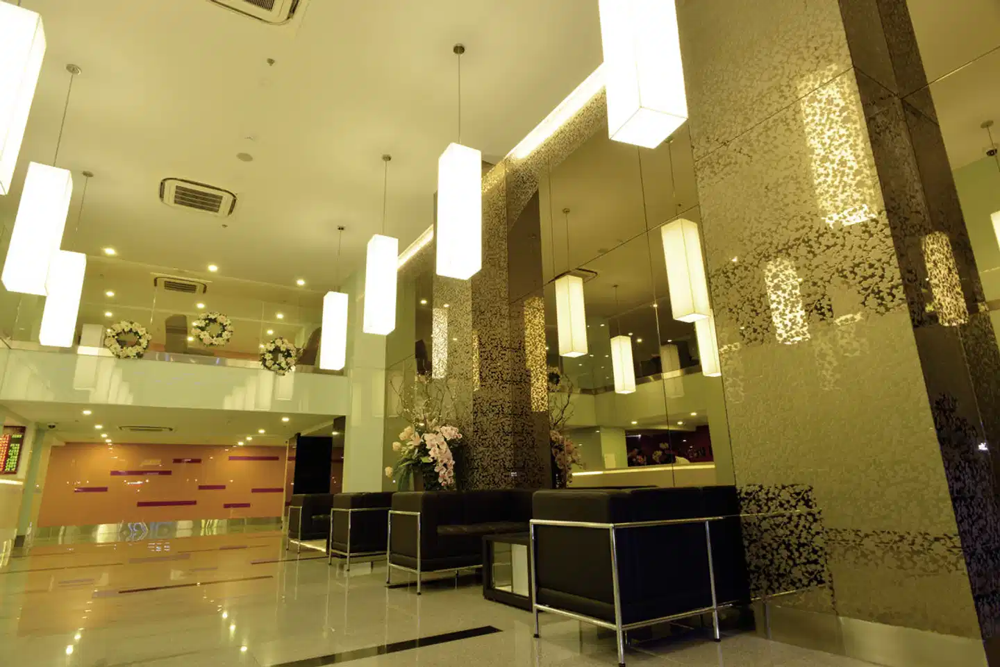 Royal Bangkok @ Chinatown Lobby