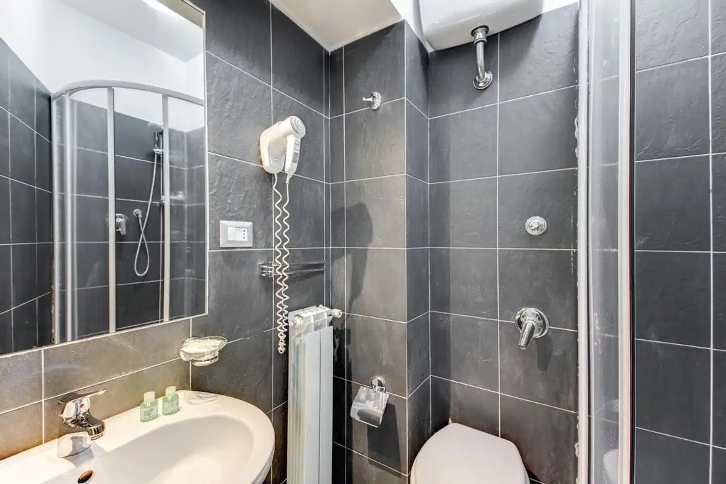 Auditorium Di Mecenate Badezimmer