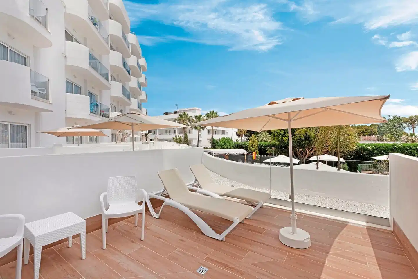 AluaSun Continental Park Terrasse