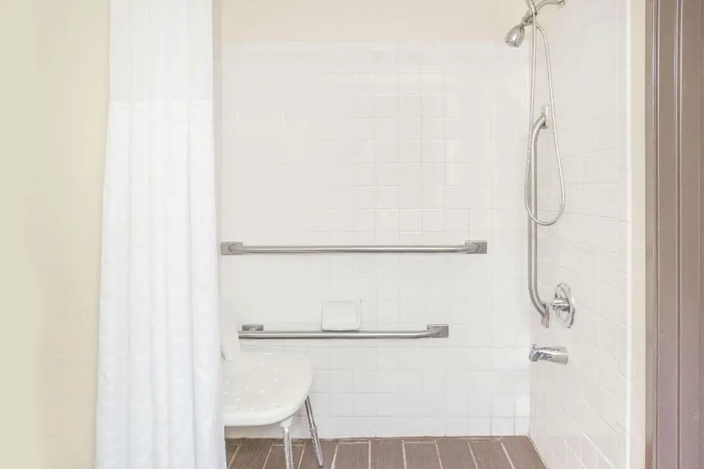 Baymont by Wyndham Holland Badezimmer