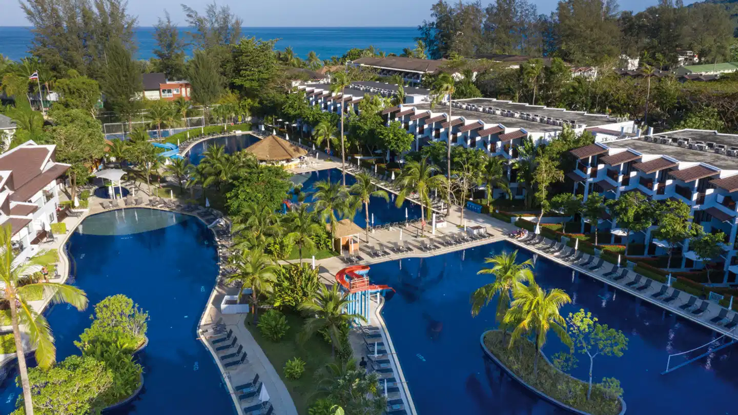 Sunwing Kamala Beach Aussenansicht