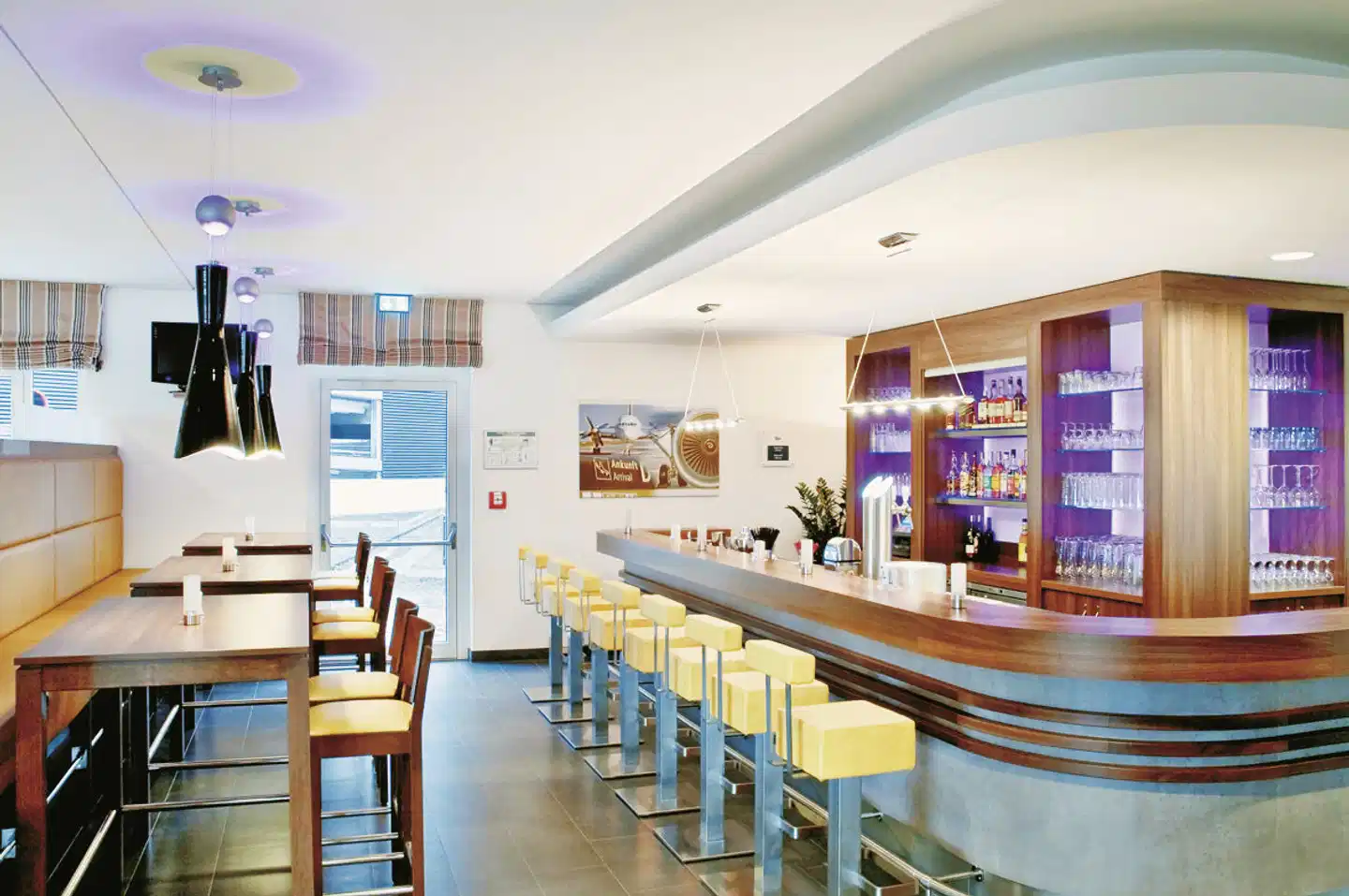 Holiday Inn Express Bremen Airport Bar