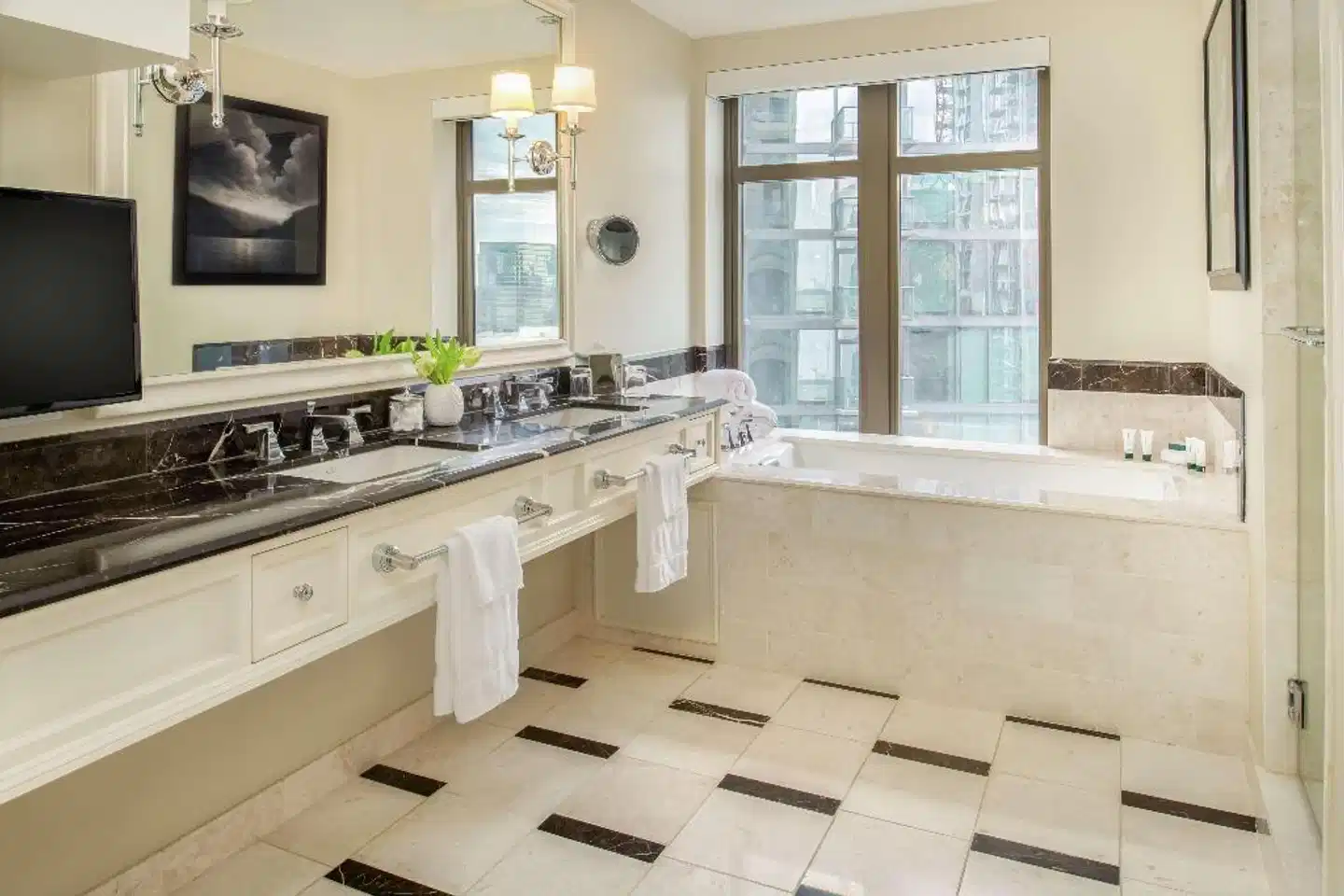 Waldorf Astoria Atlanta Buckhead Badezimmer