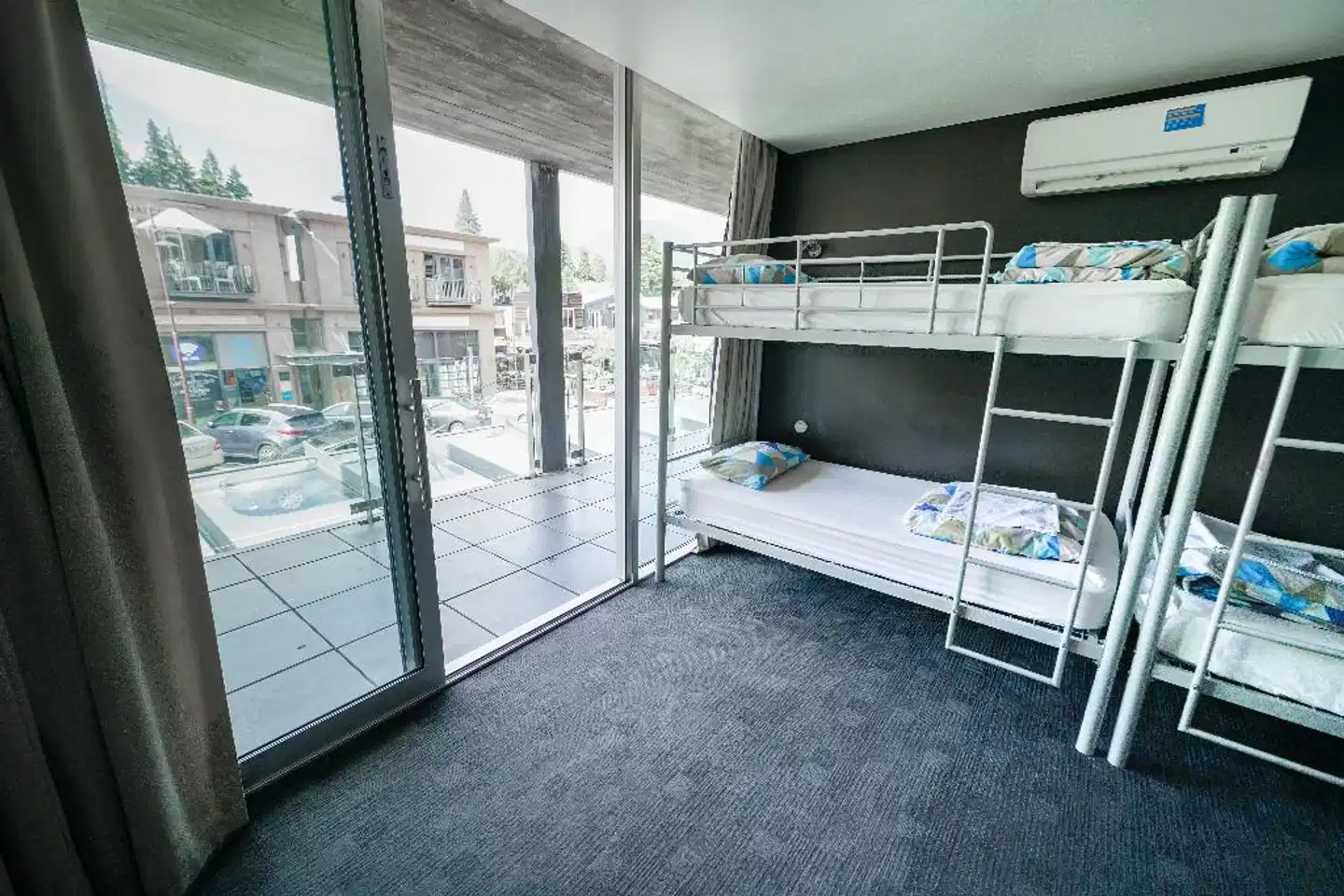 Nomads Queenstown Backpackers Sport und Entertainment