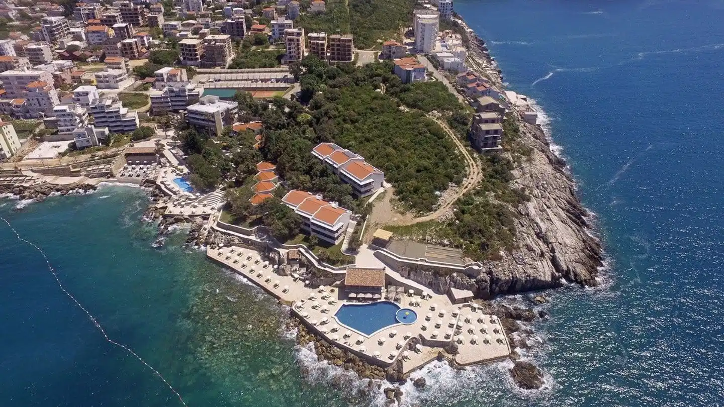 Radisson Wind Rose Resort Montenegro Aussenansicht