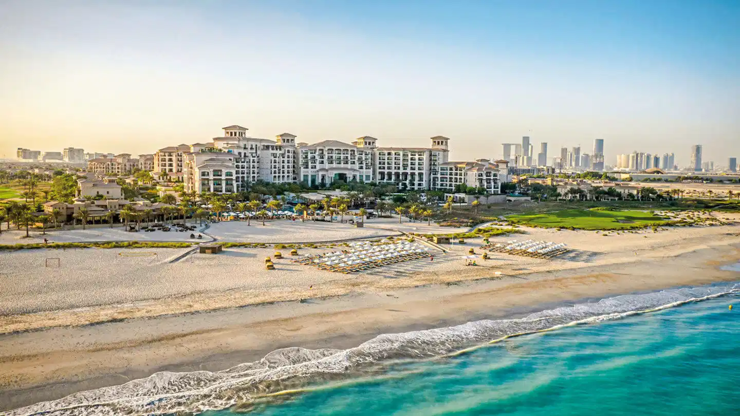 The St. Regis Saadiyat Island Resort Strand